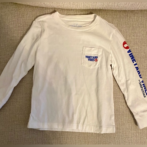 Vineyard vines long sleeve - Picture 1 of 1